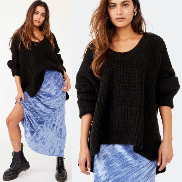 Free People Sweaters - NEW Free People Blue Bell U V Neck Oversize Slouchy Tunic Sweater Black $128 S